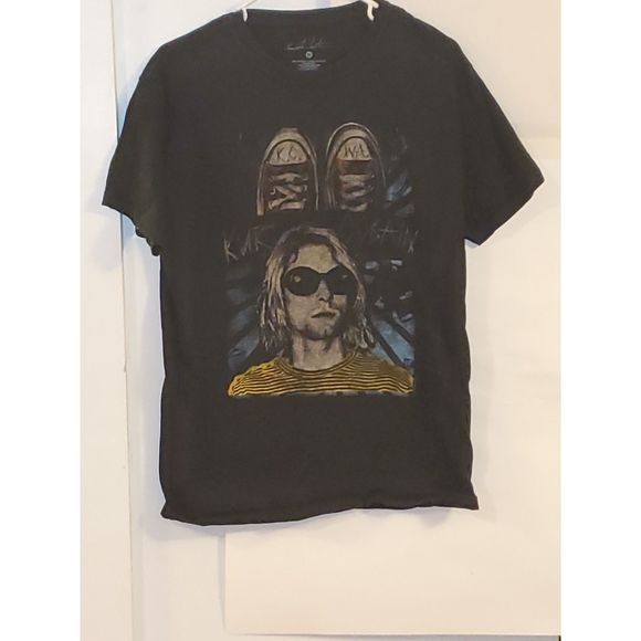 Spencer Gifts Kurt Cobain T-Shirt Rock Idol Memorabilia Reproduction Size M - Picture 1 of 7